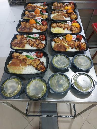 عکس تهیه غذای طهرون(جهانی)