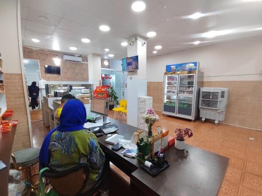 عکس مرغ و ماهی پارس پروتئین