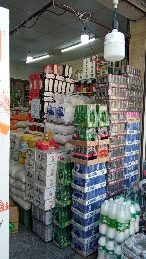 عکس میدان میوه و تره بار ولیعصر