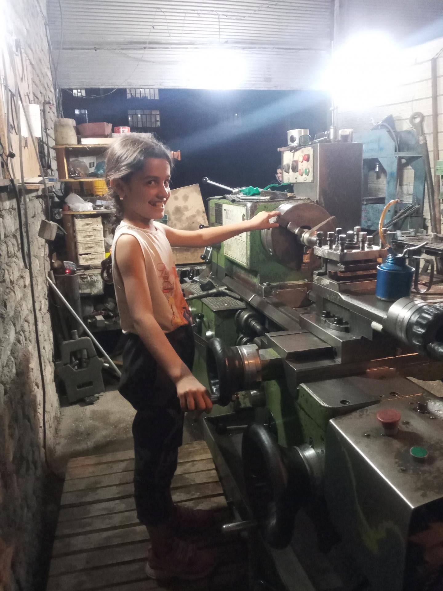 عکس تراشکاری استاد فتاح