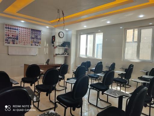 عکس آموزشگاه رانندگی موتور ماشین سروش