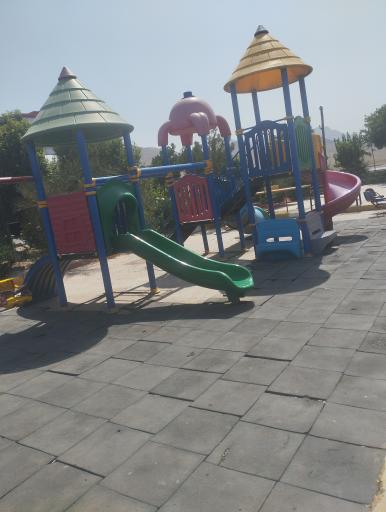 عکس مجتمع خدماتی رفاهی مرادی آبیک