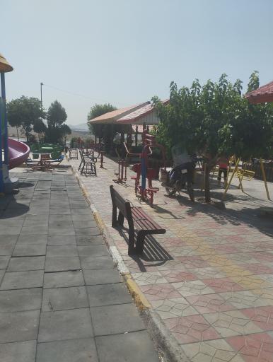 عکس مجتمع خدماتی رفاهی مرادی آبیک