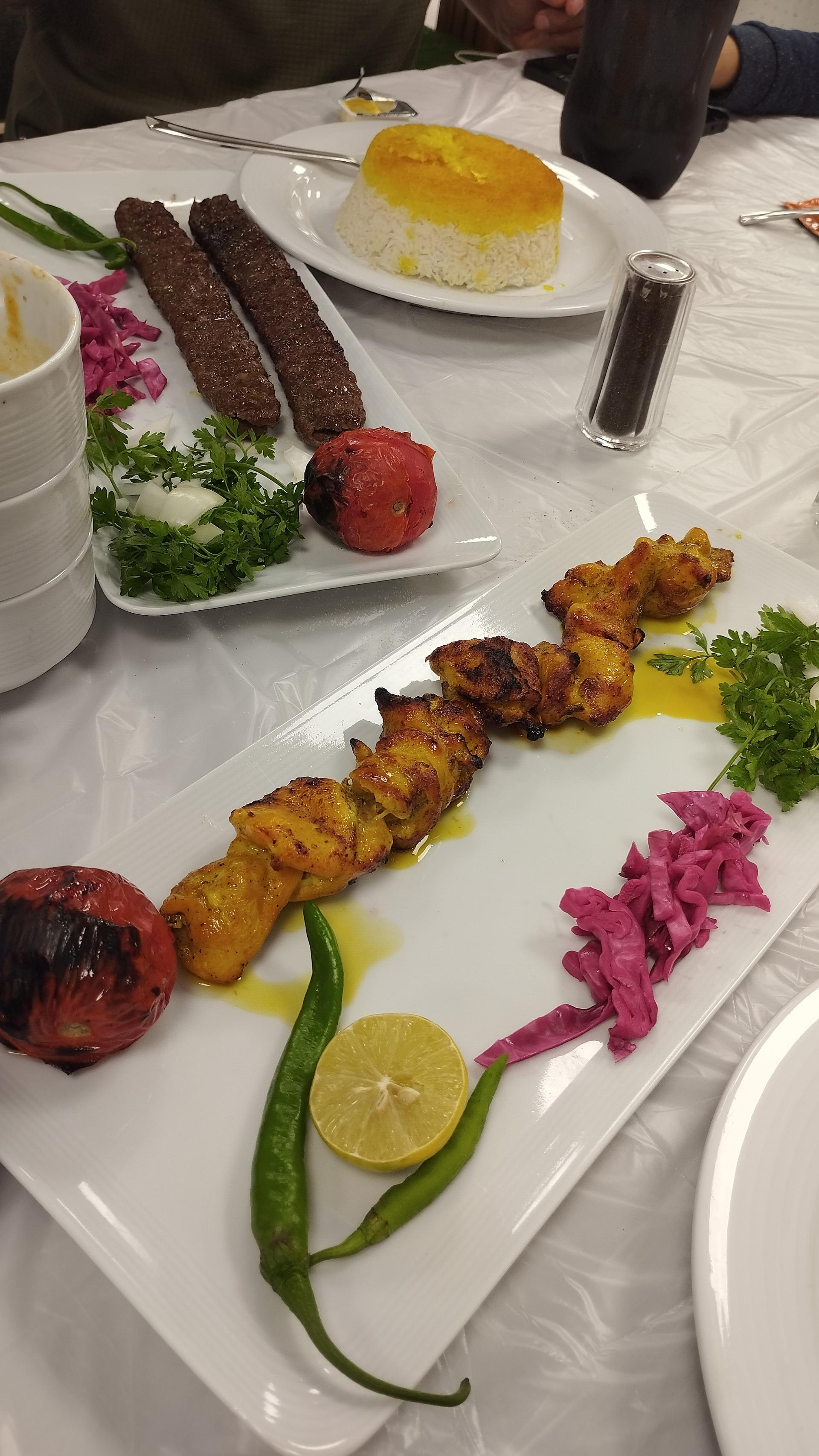 عکس تهیه غذای کاظمی