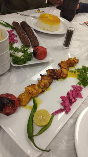 عکس تهیه غذای کاظمی