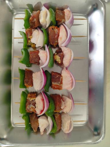 عکس تهیه غذای کاظمی