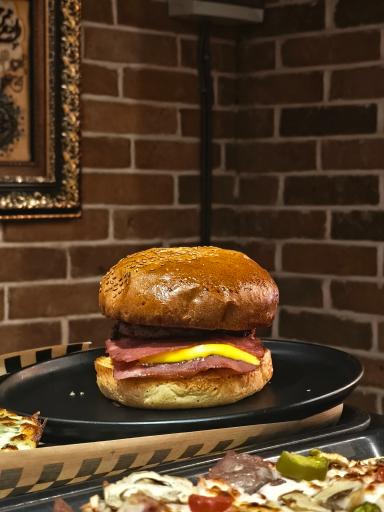 عکس فست فود بیت