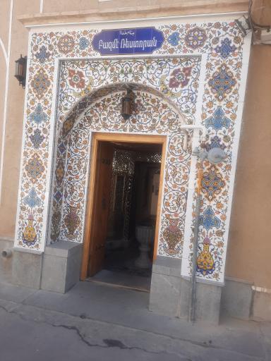 کافه رستوران بزمه