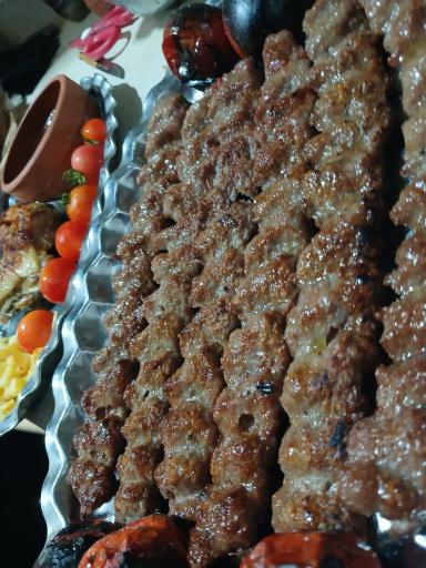 عکس کبابی علی فری