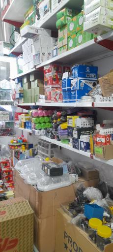 عکس فروشگاه آرکا الکترونیک