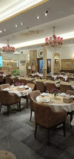 عکس رستوران باباخانی