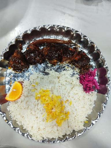 عکس آشپزخانه مرکزی و کترینگ می جان