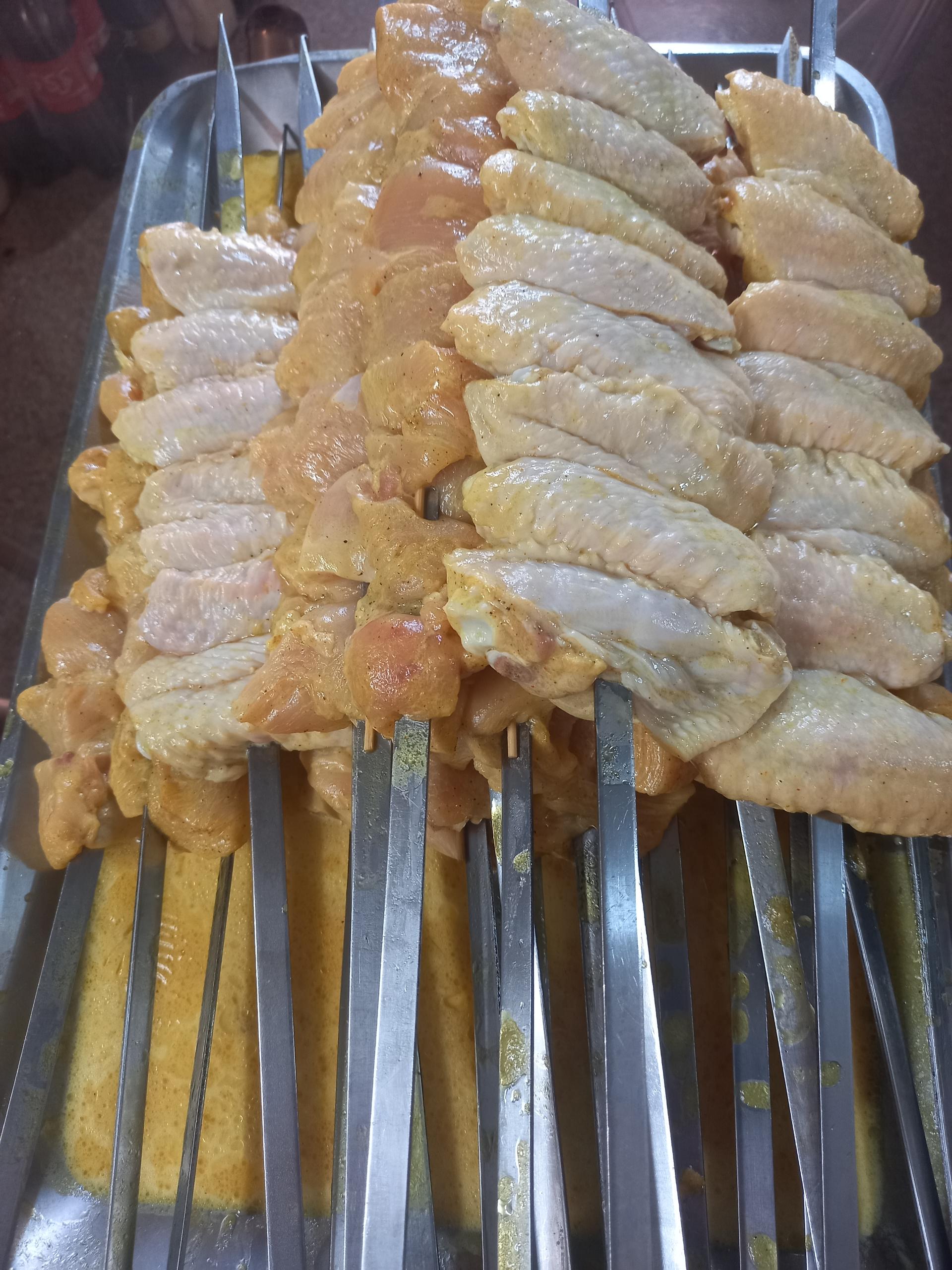 عکس کبابی حاتمی