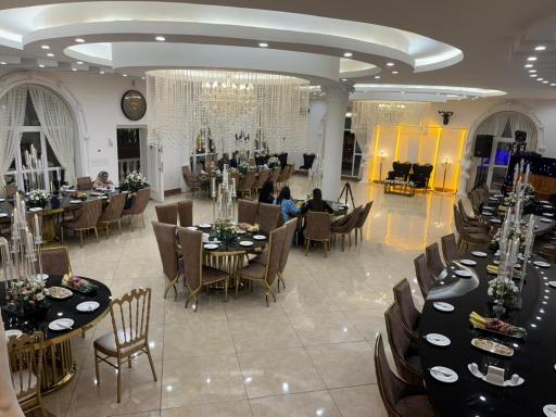 عکس باغ عمارت سوفلاور