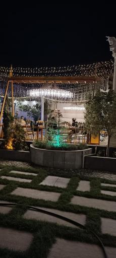 عکس باغ عمارت سوفلاور