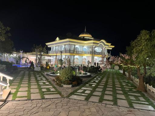 عکس باغ عمارت سوفلاور