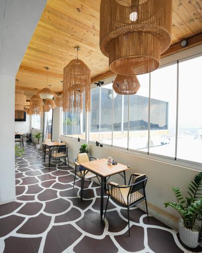 عکس کافه رستوران سانتورینی