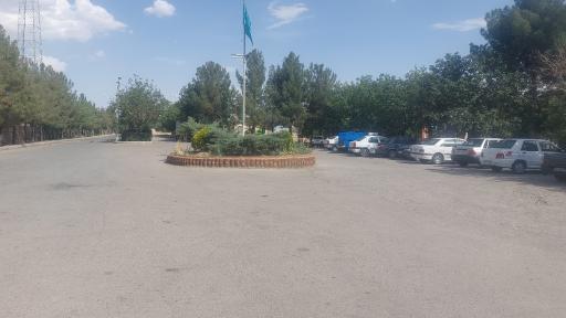 عکس پارکینگ شماره دو امامزاده یحیی 