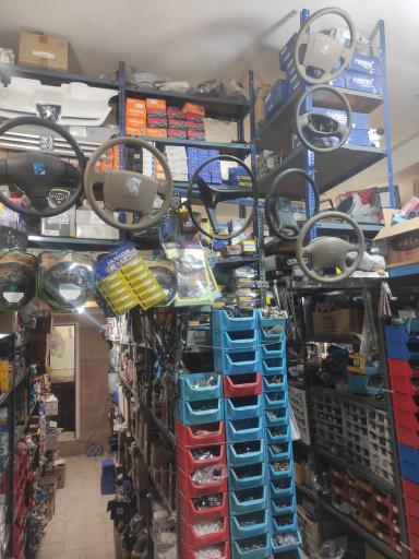 عکس لوازم یدکی مرکزی 