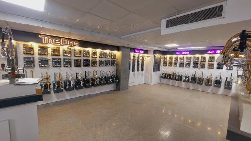 عکس هایپر صنعتی و ساختمانی هادی 