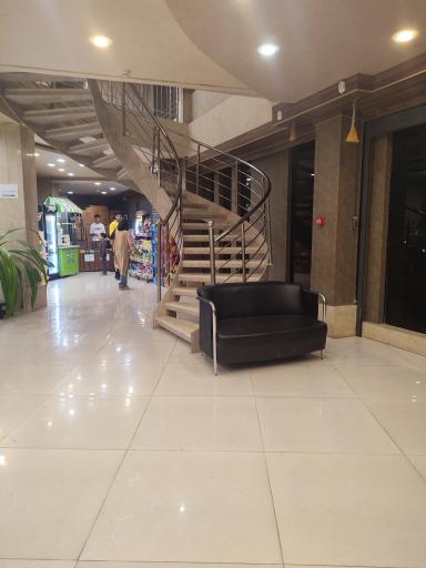 عکس سینما مهتاب رهنان