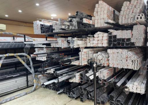 عکس فروشگاه هایسان