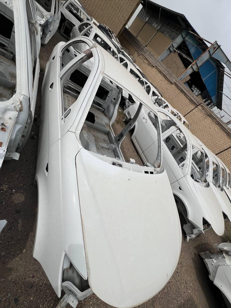 عکس بورس بدنه توکلی