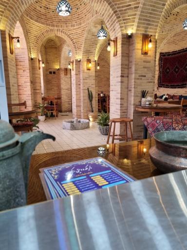 عکس صبحانه سرای ایراندخت