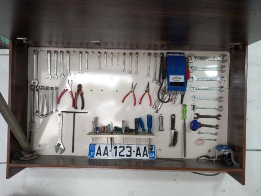 کلینیک تخصصی برق خودرو احمدرضا 