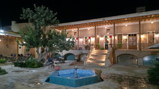 عکس هتل سنتی اسفنجان (خانه تاریخی طاهریان)