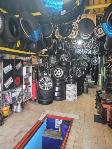 عکس خدمات اتومبیل رضا موتوری