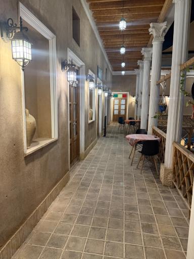 عکس هتل سنتی اسفنجان (خانه تاریخی طاهریان)