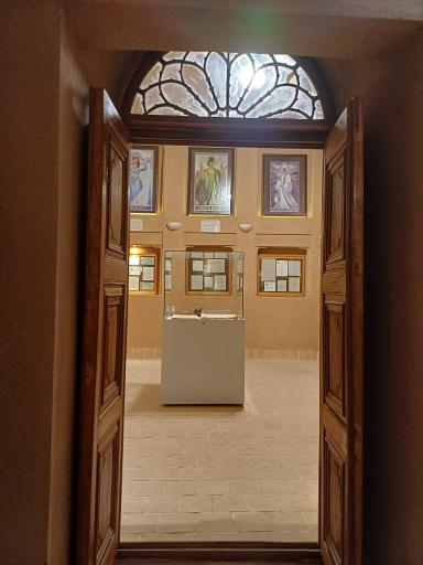 عکس موزه اسناد و نسخ خطی