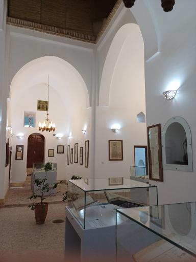 عکس موزه اسناد و نسخ خطی