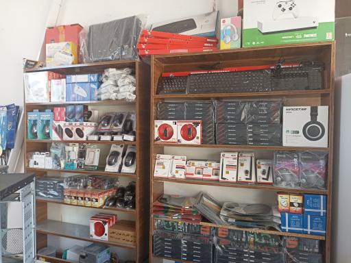 عکس مرکز پخش قطعات و لوازم جانبی