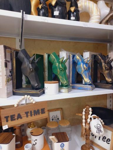 عکس گالری آنتیک آرمان