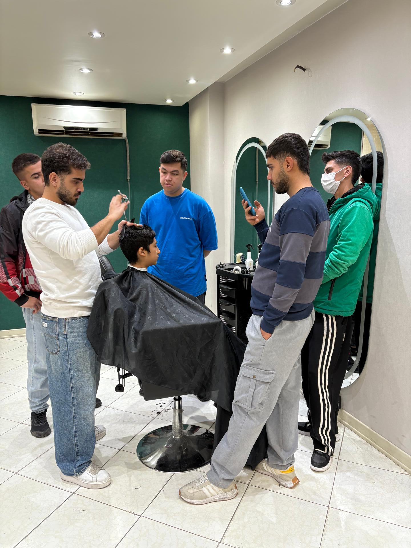 عکس آموزشگاه آرایشگری مردانه امین احمدی