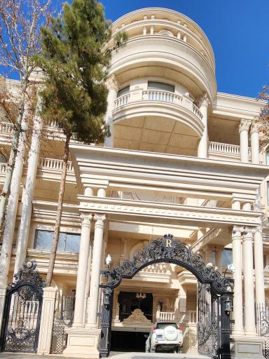 عکس عمارت رایمون