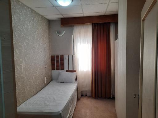 عکس هتل آپارتمان شارستان طلایی (برج فرتاک)