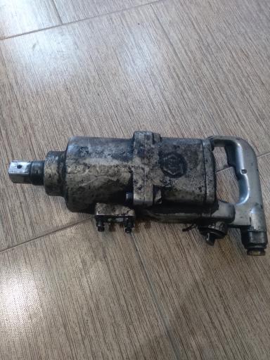 عکس تعمیرات تخصصی لاستیک درار