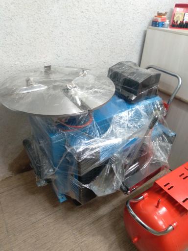 عکس تعمیرات تخصصی لاستیک درار