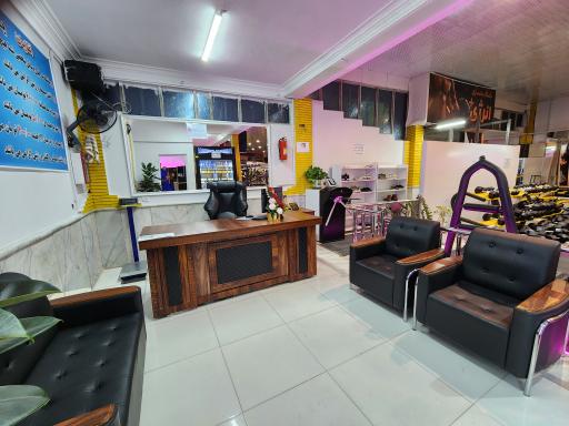 باشگاه بدنسازی انرژی پلاس