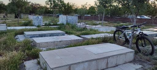 عکس آرامستان سیس آباد