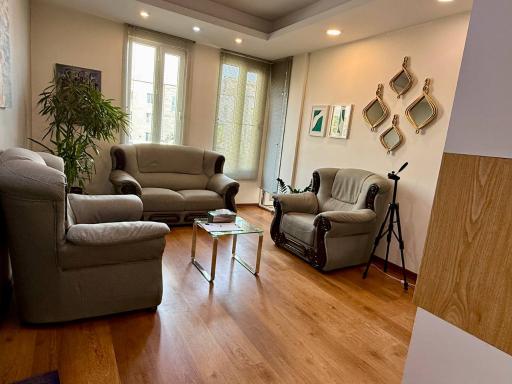 عکس روانشناسی و مشاوره مائده خشکباری