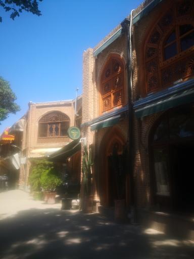 عکس کافه رستوران چاپاری