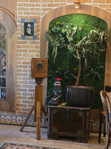 عکس کافه رستوران چاپاری