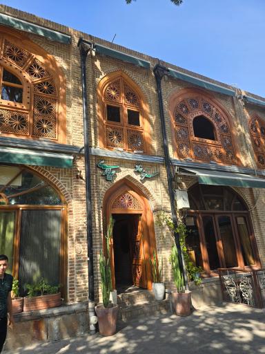 عکس کافه رستوران چاپاری