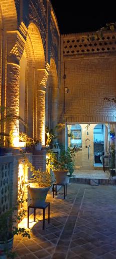 عکس هتل سنتی عمارت پدری