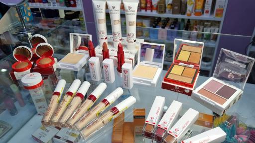 عکس آرایشی فلامینگو گلبهار