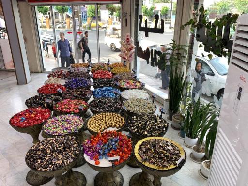 عکس نان و شیرینی شهرزاد